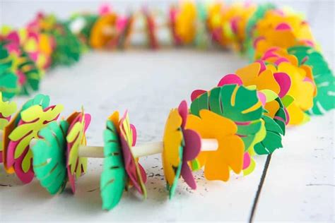 Hawaiian Crafts For Seniors 20 Fun And Easy To Make Ideas