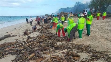 Dlhk Badung Catat Sampai Ton Sampah Yang Menepi Ke Badung Bali