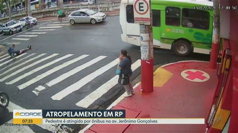 Câmera Flagra Momento Em Que Homem é Atropelado Por ônibus Em Ribeirão