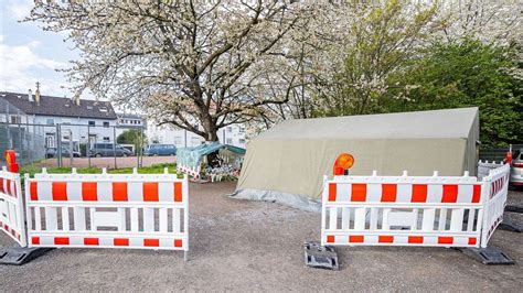 Prozess Um Bluttat Von Asperg Freispruch F R Den Fahrer Gefordert