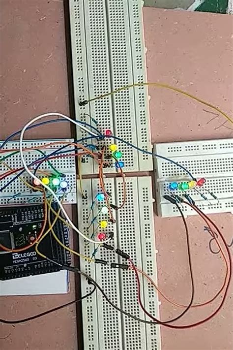 Traffic Lights Simulation Using Arduino And Stateflow Youtube