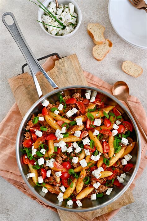 Soulfood Schupfnudel Hack Pfanne Mit Frischen Tomaten Feta