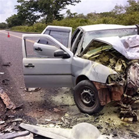 Motorista De Gol Morre Ao Colidir De Frente Siena Em Ultrapassagem