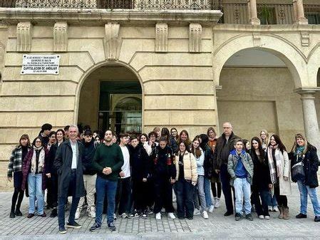 Ayuntamiento de Andújar El concejal de Juventud recibe a los