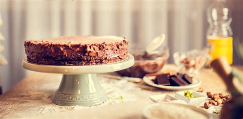 baking cake small cake plaza