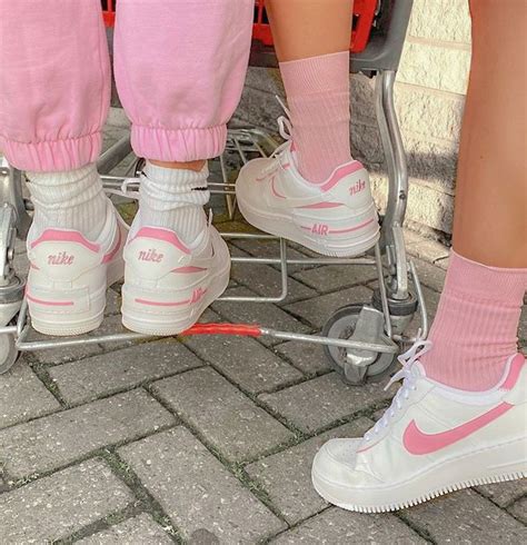 Pink 💗💓💞💕💝💘💖 In 2020 Aesthetic Shoes Sneakers Fashion Hype Shoes