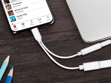 Best Lightning Headphone Adapters For Iphone And Iphone Plus In