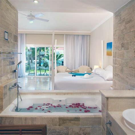 7 Night All-Inclusive Caribbean Getaway - 7 Night All-Inclusive Luxe