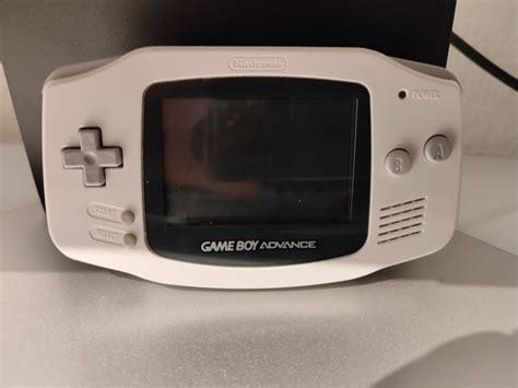 Gameboy Advance Defekt Als Austellungsmodel Kaufen Auf Ricardo