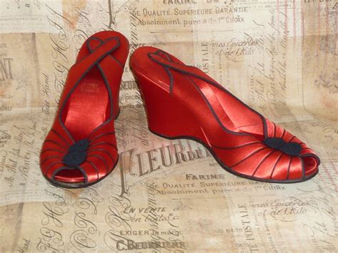 Vintage Daniel Green Shoes Boudoir Slippers Sexy Red  Gem