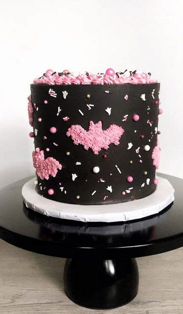 Halloween Cake Ideas For A Frighteningly Delicious Celebration Sprinkle Pink Bat Halloween Cake