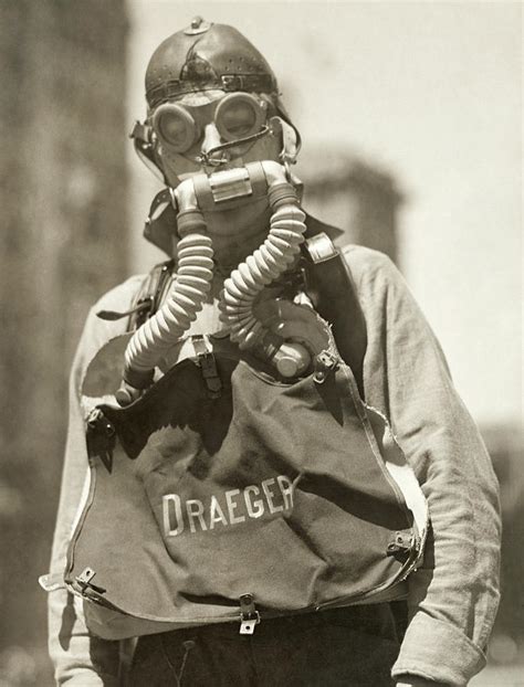 Wwi: Gas Mask, 1918 Photograph by Granger - Pixels