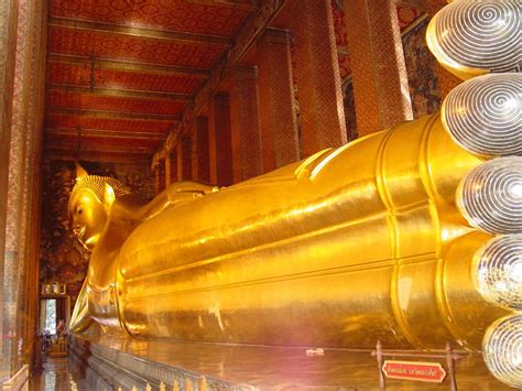 Wat Pho Bangkok Timings Entry Fee Reclining Buddha Holidify