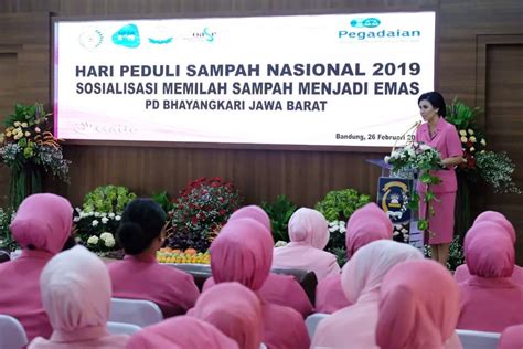 Ketua Bhayangkari Daerah Jawa Barat Serukan Gerakan Memilah Sampah