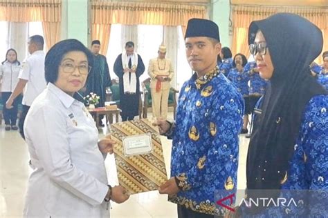 Guru Ptt Di Gunung Mas Dilantik Jadi Pppk Antara News Kalimantan