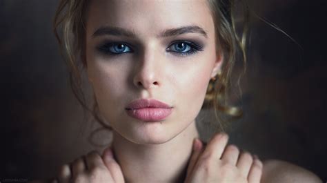 Juicy Lips Portrait Women Blue Eyes Face Blonde Hd Wallpaper