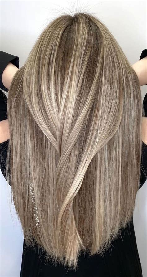 Beautiful Hair Colour Trends 2021 Chic Beige Blonde Beige Blonde