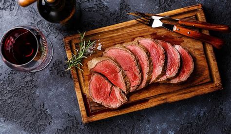 What Exactly Is A Chateaubriand Beef Tenderloin Tenderloin Steak