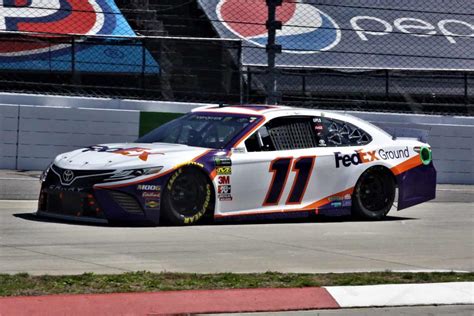 Denny Hamlin Wins First Data 500 Pole at Martinsville