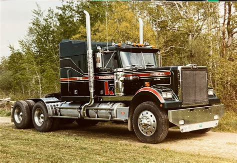 Pin By Darrell Stecyk On Western Star Western Star Trucks Big Ford