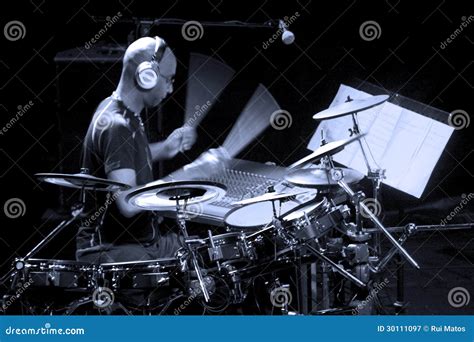 Drummer Artist Omar Hakim Editorial Photography Image Of Improvise