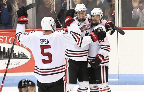 5 college hockey teams that could win their first national championship ...