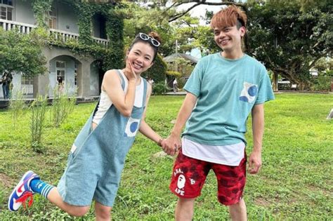 [新聞] 蔡阿嘎被中國店員認出來 一句話讓他哭笑不得 Gossiping板 Disp Bbs