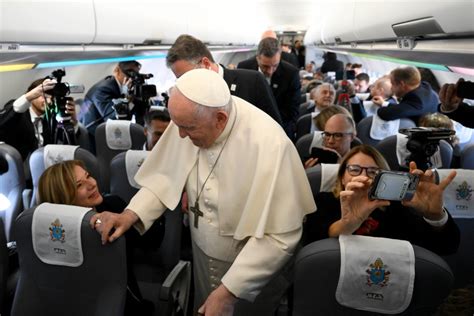 Vatican News On Twitter Pope Francis Greeted The 73 Journalists