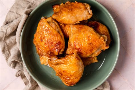 Apricot-Glazed Chicken Thighs