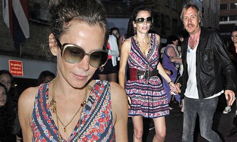 Anna Friel Shows Off Boho Style As She And Rhys Ifans Head Out For Date Night Daily Mail Online