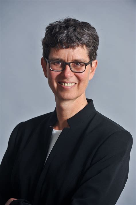 Mit feministischer Theorie gegen den Klimawandel - Vom Ökofeminismus