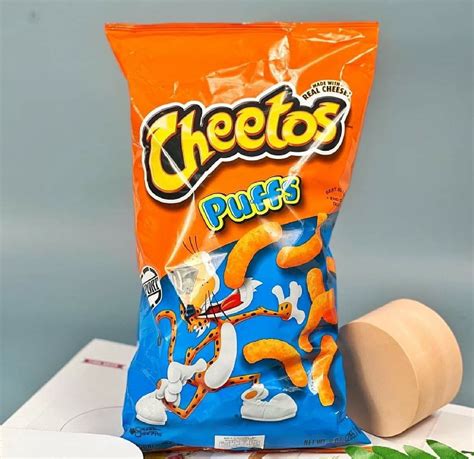 Cheetos Puffs 255.1g - Carlo Pacific