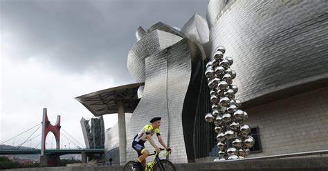 Bilbao levanta el telón del Tour de Francia 2023 y reabre el histórico