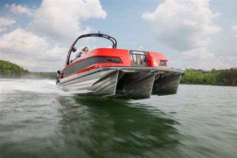 Manitou performance: technology Manitou Pontoon Boats