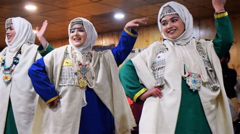 Traditional Performance Of Balti People Cultural Program At Kargil