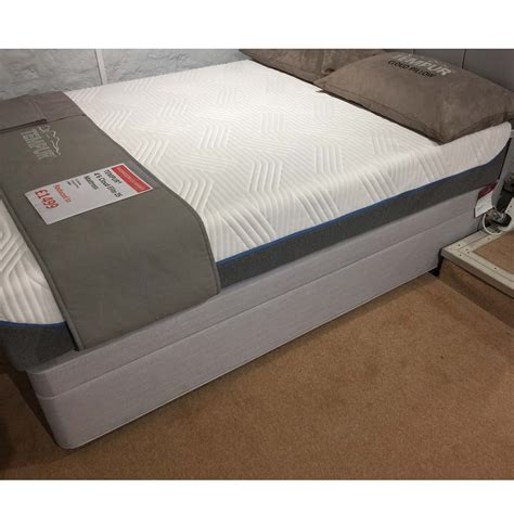 Showroom Clearance 46 Tempur Cloud Elite 25 Mattress Tr Hayes