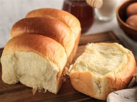 10 Best Japanese Breads For Carb Lovers Insanely Good