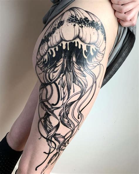 Jellyfish Tattoo Simple Jellyfish Tattoo Small Jellyfish Tattoo