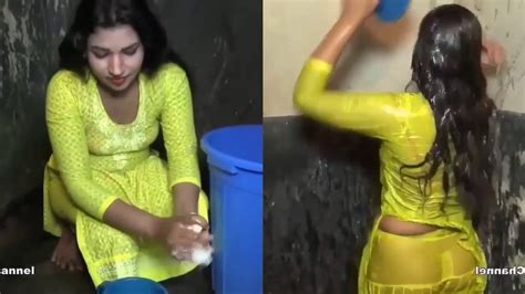 Open Bath Village Bathing Vlog Desi Aunty YouTube