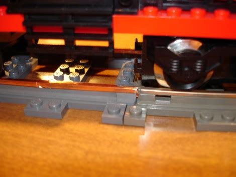 Retrofitting Modern LEGO Train Tracks For Use With Older Version | Hackaday