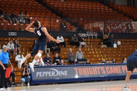 Photo Gallery No 7 Mens Volleyball Dominates Csu Northridge Pepperdine Graphic