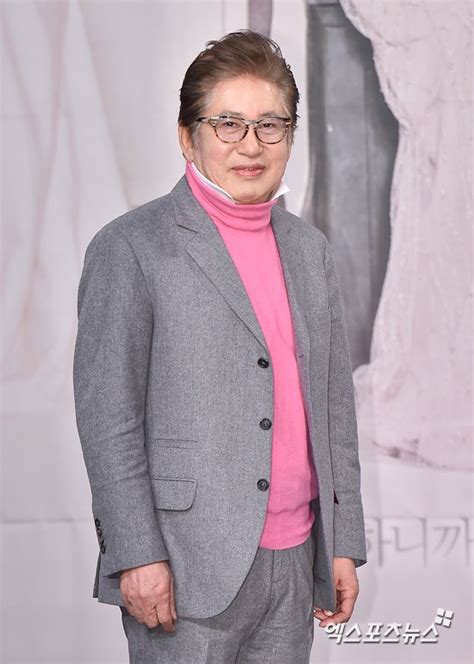 김용건 39세 연하 A씨와 극적 화해아이 호적 올릴 것 출산·양육 지원 네이트 연예