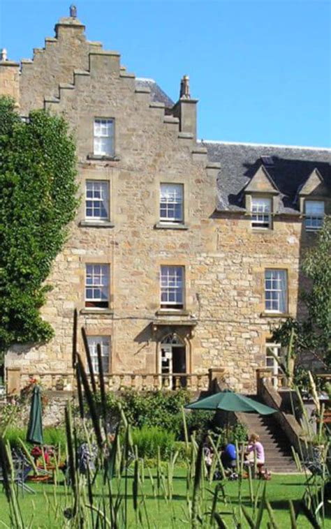 Dornoch Castle - Scotland - Steppes Travel