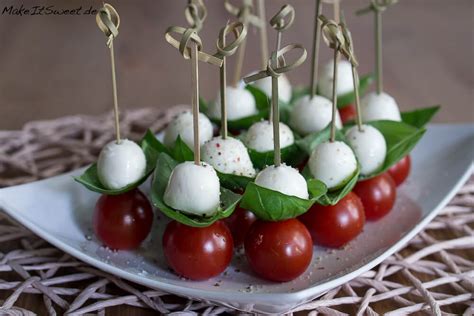 Tomate Mozzarella Spieße Fingerfood schnell und einfach