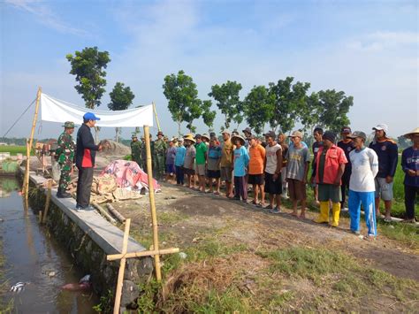 Warga Desa Bero Guyup Kerja Bakti Sukseskan TMMD Sengkuyung Tahap I