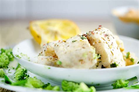 baked fish fillet with cream sauce