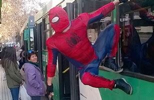 El Est Pido Y Sensual Spider Man Se Transforma En Un Superh Roe De