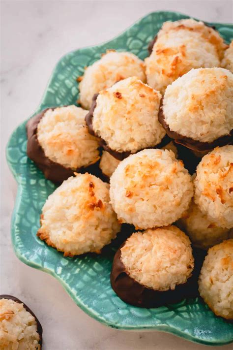 Easy Coconut Macaroons Recipe