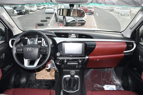 2024 TOYOTA HILUX 2.7L MANUAL FULL OPTION – Al Madina Cars