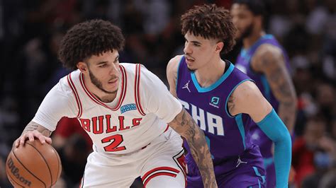 Ball Brothers Battle In Chicago Lonzo And Bulls Come Out On Top